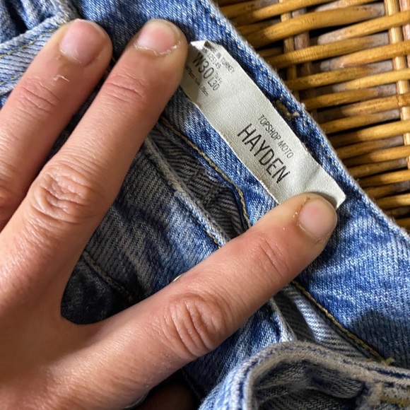TopShop Distressed Jeans - Picture 3 of 4